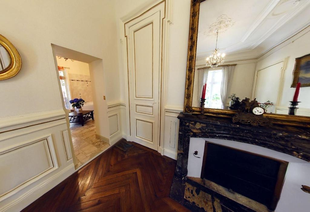 Chateau Bouvet Ladubay Hotel Saumur Room photo